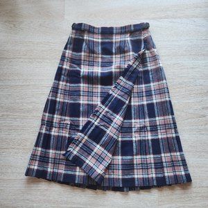 Vintage Pitlochry Knitwear Made in Scotland Wool Wrap Skirt Plaid Buckle